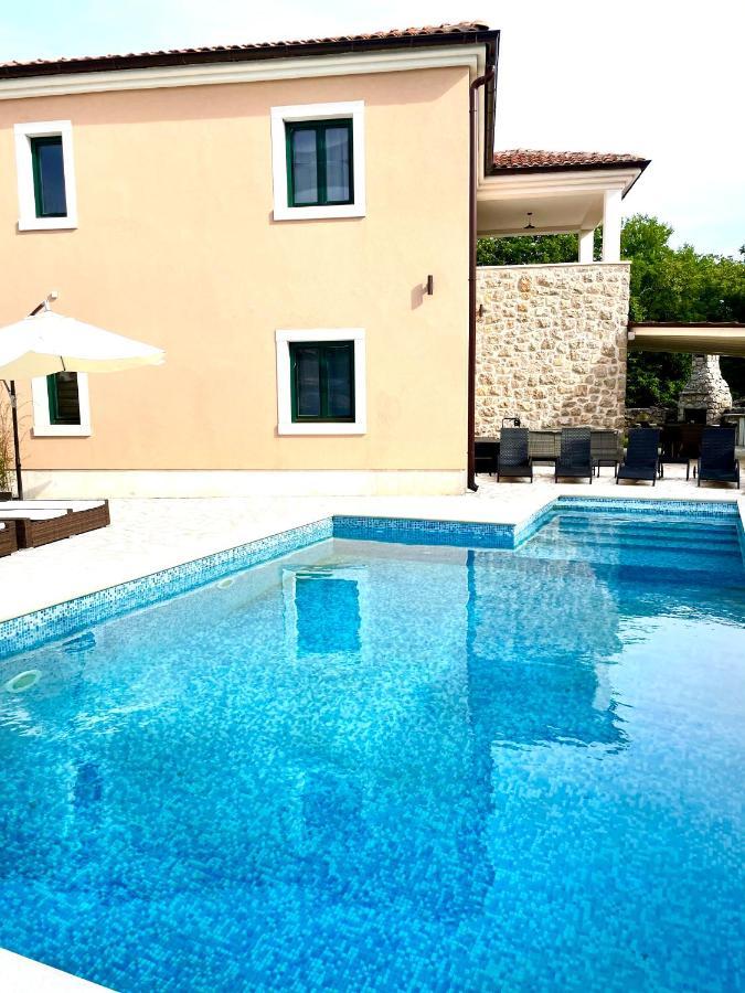 Villa Muraj-Kornic, Krk 외부 사진